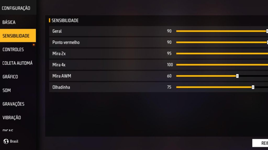 free fire sensitivity settings simulator Hand on phone adjusting general sensitivity slider in Free Fire simulator